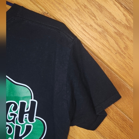 Primanti Brothers Gildan Dryblend Medium Tough Luck St Patricks Day Tshirt - Picture 6 of 7